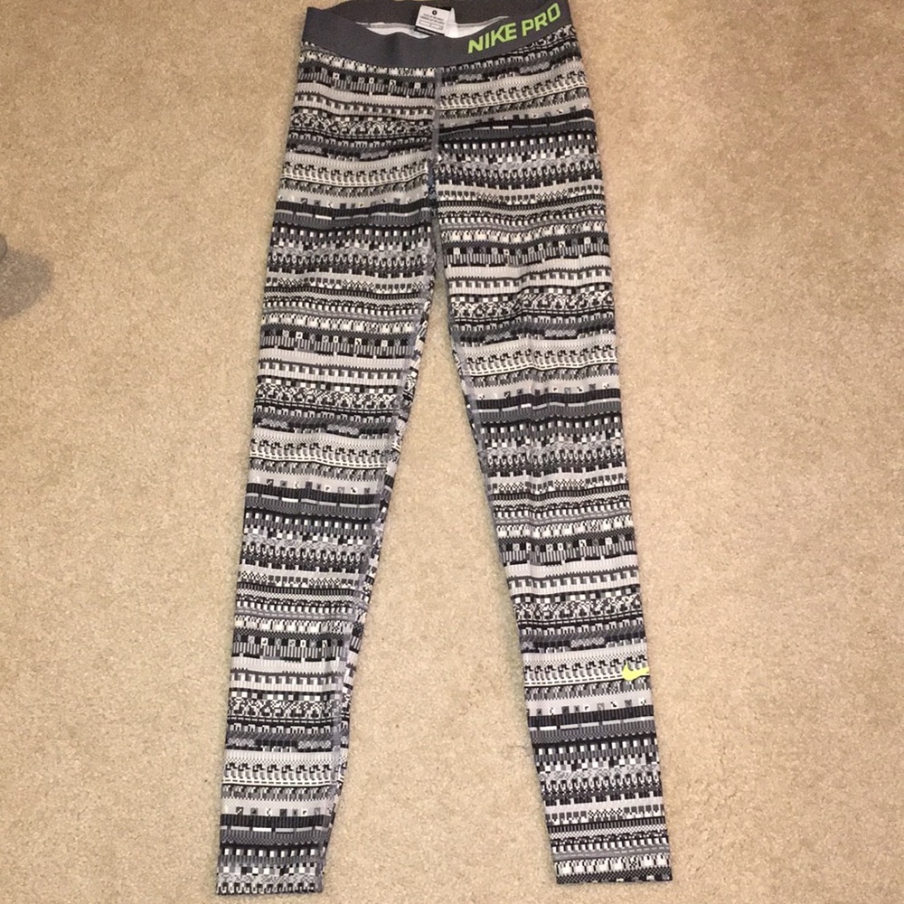 Nike athletic leggings